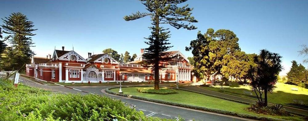 Welcomheritage Fernhills Royal Palace Udagamandalam Exterior photo